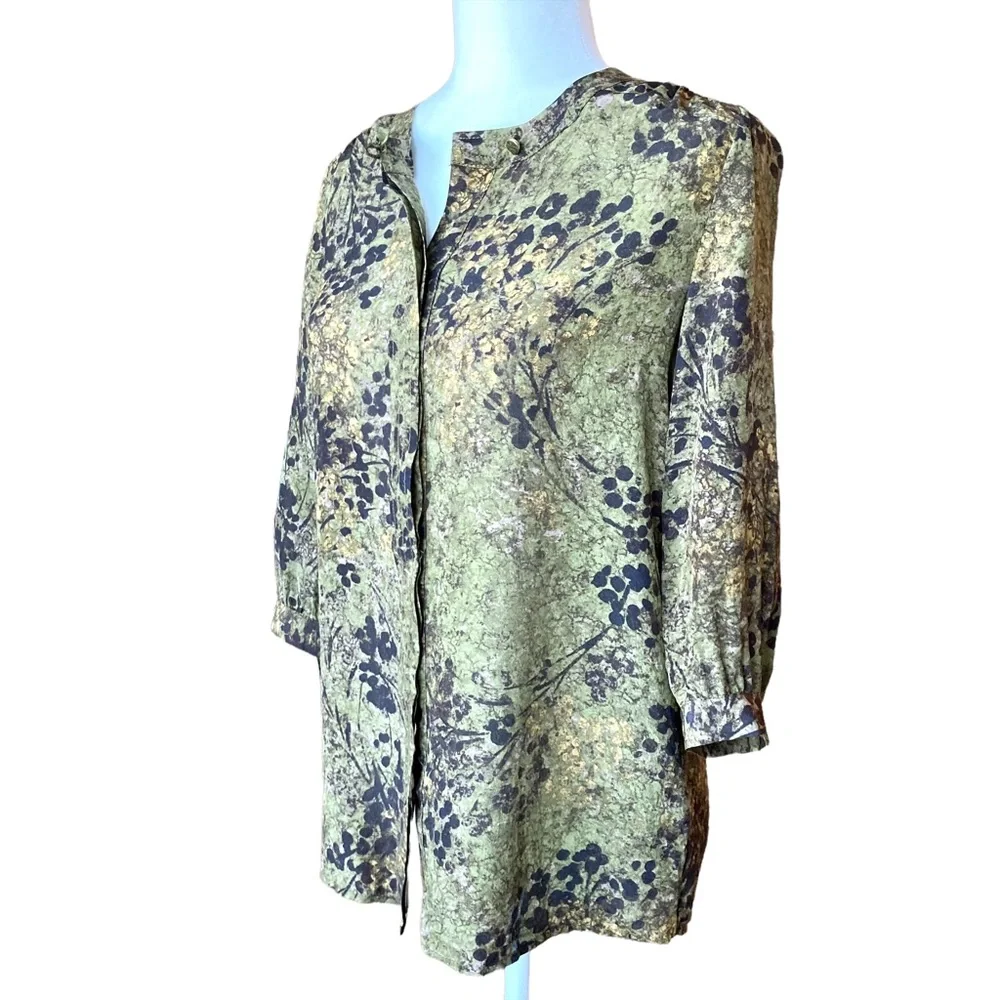Banana Republic Women’s silk olive green quarter length sleeve blouse - S - Picture 2 of 12